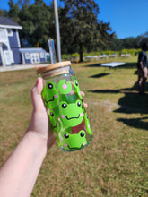 Load image into Gallery viewer, Frogs Glass Can
